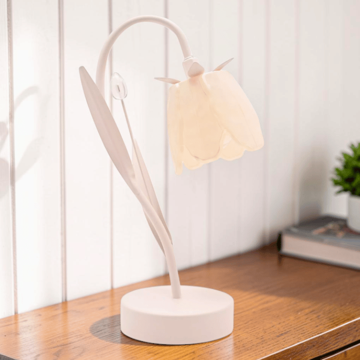 LED Tischlampe Blume – Florale Tischleuchte mit einer Blüte in Creme – ZauberMerch