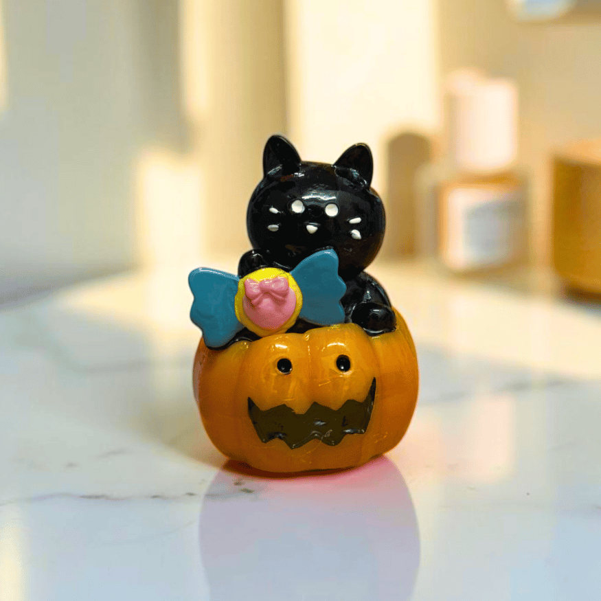 Spooky Lippenbalsam Kürbis mit schwarzer Katze