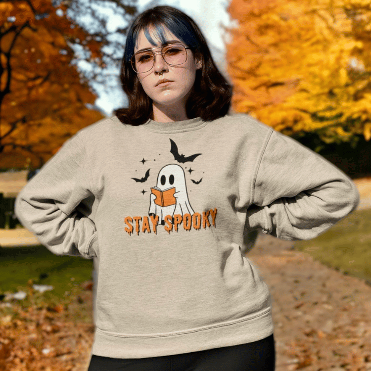 Cute Spooky Bookghost - Pullover (Oversized Sweater)