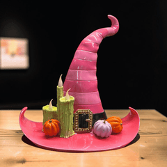 XXL LED Hexenhut Tischdeko Halloween mit Kerzen und Kürbissen