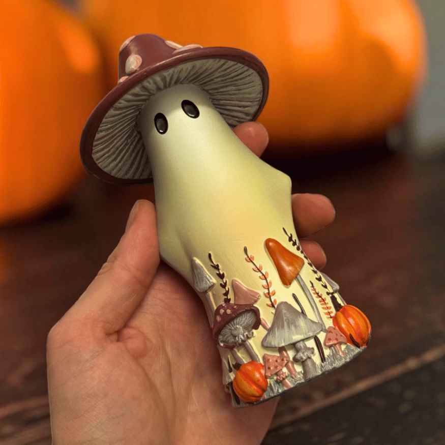 Maybel Geisterfigur mit Pilzhut – Halloween Deko 15,5 cm