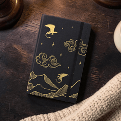 Drachenreiter A5 Notizbuch - schwarz goldenes Fantasy Notizbuch mit Drachen Symbolik