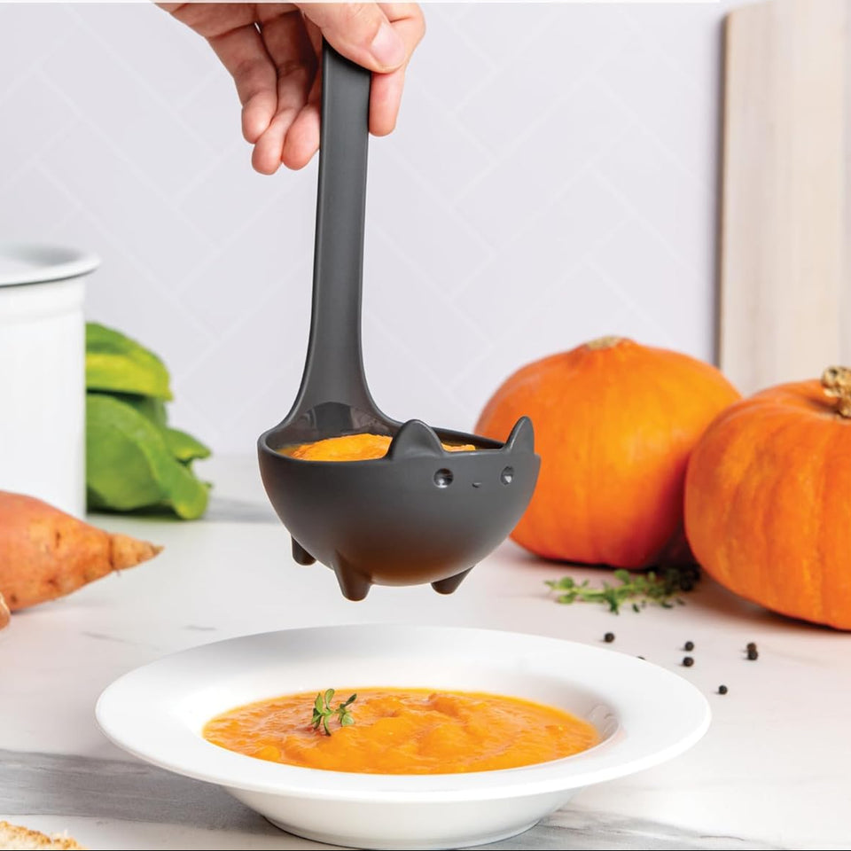 Schwarze Katzen Schöpfkelle für Suppe und Eintopf für magische Küchen