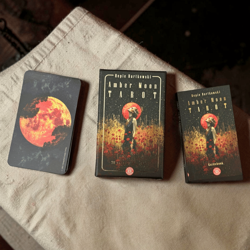 Amber Moon Tarot – Tarotkarten Set mit Booklet (Englisch)