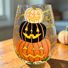 Handbemaltes Halloween Glas Lolita mit Kürbisstapel