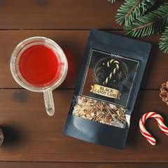 Black Candy Cane – Früchtetee mit süßer Minze & winterlicher Magie | Limitierter Winter Tee