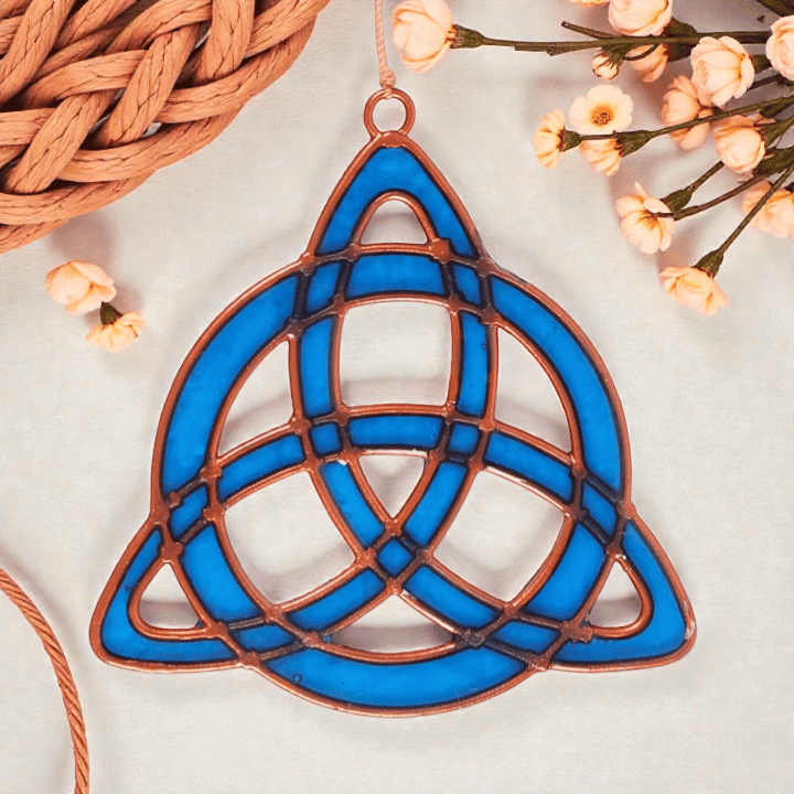 Triquetra Sonnenfänger – Fensteranhänger mit keltischem Knoten