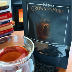 Crown of Smoke – Drachen Schwarztee mit Bergamotte & Smoke | Limitierter Booklover Tee
