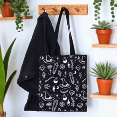 Crystal Witch Tote Bag – Schwarze Hexen Tasche mit Kristallmotiv