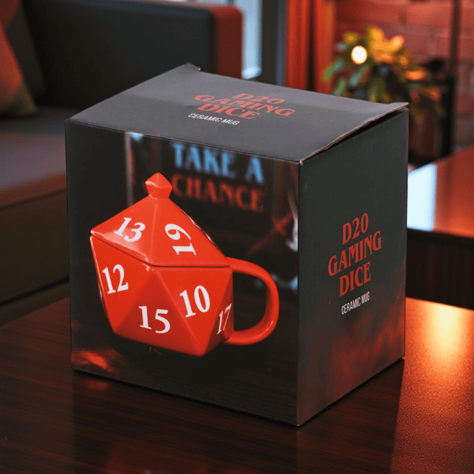 D20 Würfel Tasse 500 ml – Keramik mit Deckel | Gaming Becher
