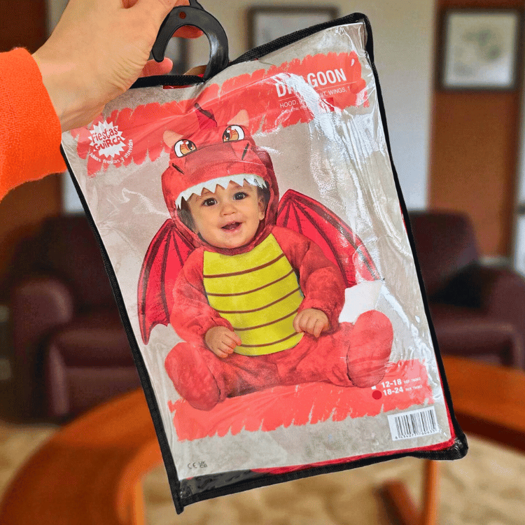 Drachen Kinderkostüm – Süßes Baby Outfit mit Flügeln & Kapuze