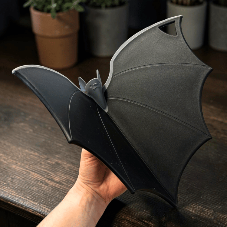Faltbares Schneidebrett in Fledermausform – Batty