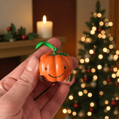 Happy Pumpkin Ornament – Halloween trifft Weihnachtszauber