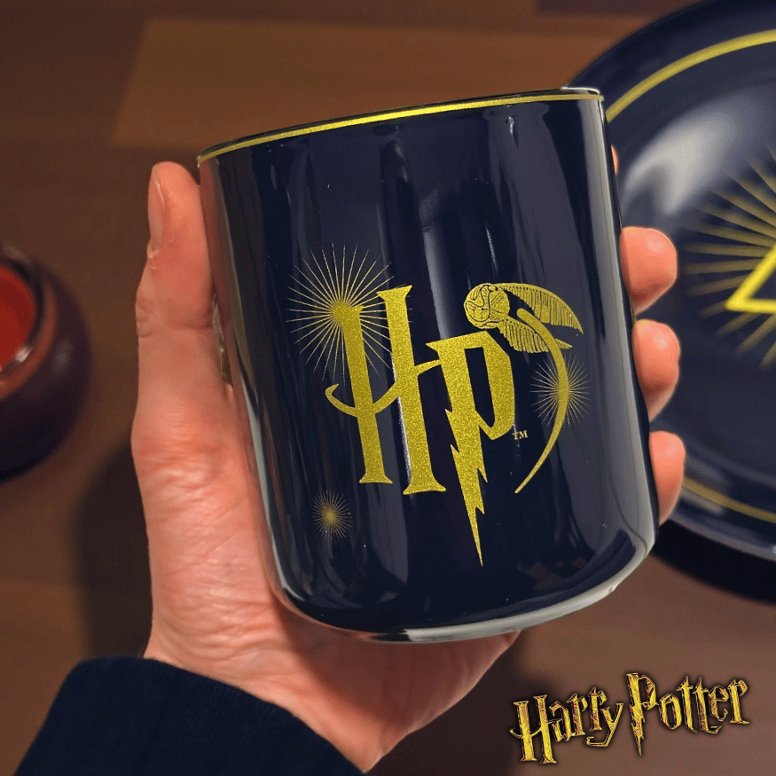 Harry Potter Geschirrset – Dunkelblau mit Goldeffekten