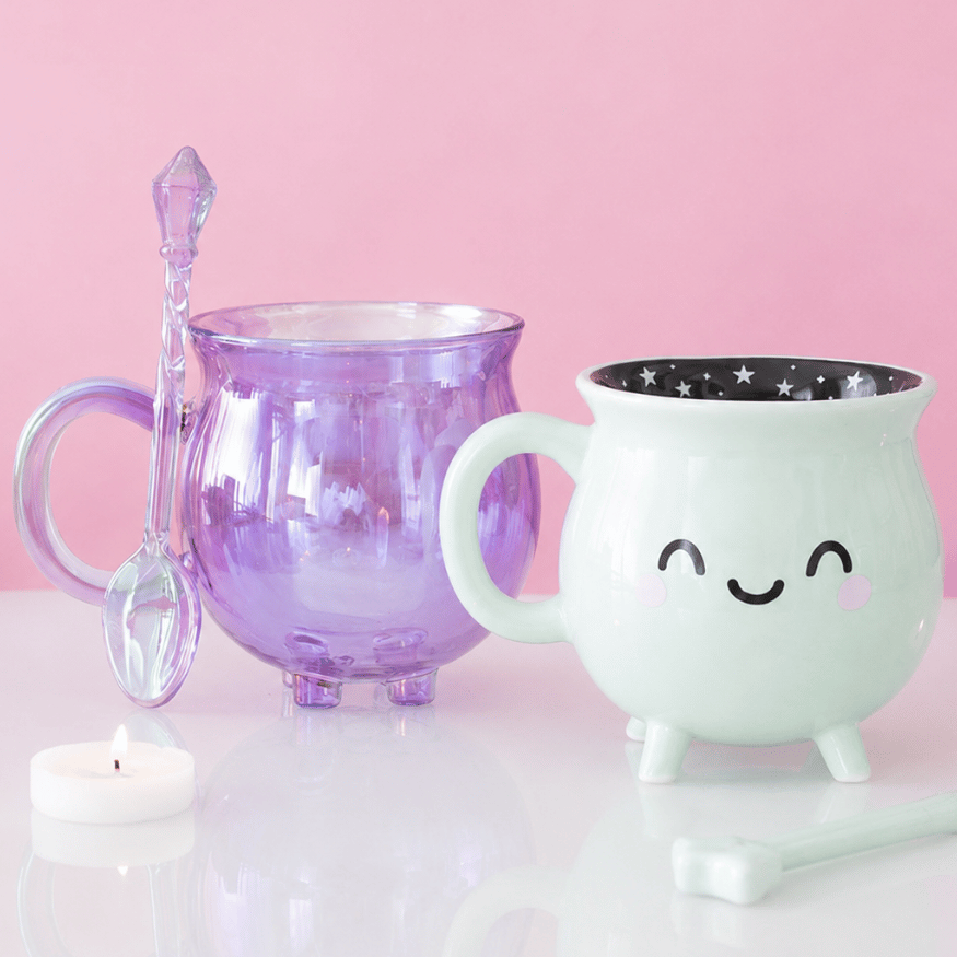 Hexenkessel-Tasse in Mintgrün mit Zauberstab-Rührer