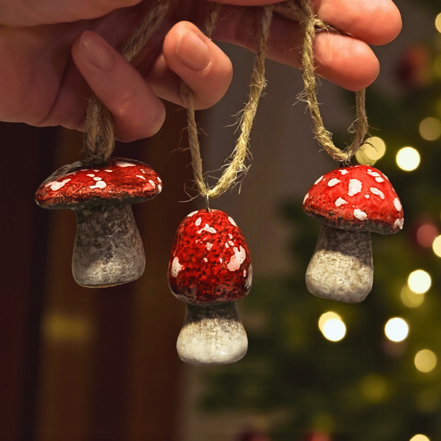 Keramik Pilz-Anhänger im 3er Set – Ornament-Set für Weihnachtsbaum-Schmuck