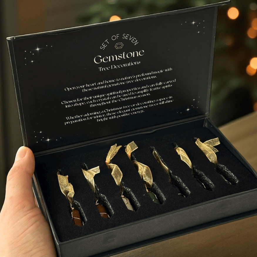 Kristall-Baumschmuck Set – 7 Edelsteine für Harmonie & Weihnachtsenergie