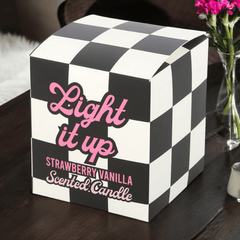 Light It Up Erdbeere-Vanille Statementkerze – Witchy Deko & Cozy Eyecatcher