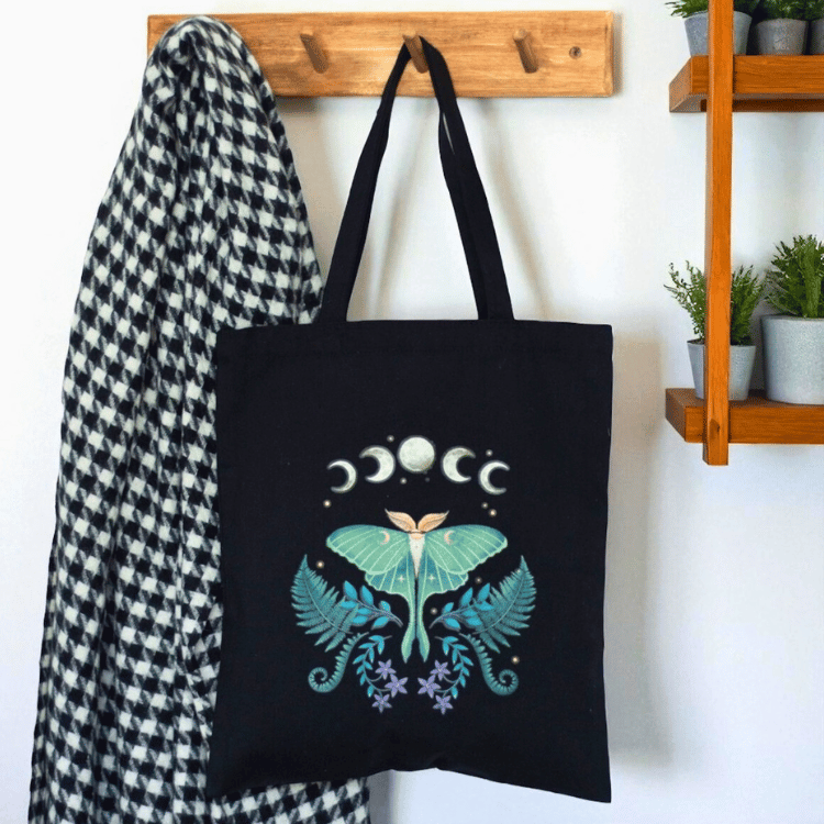 Mondmotte Tote Bag – Mystische Tasche mit Mondmotiv