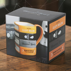 Halloween Bücherstapel Tasse – Keramikbecher im Buchdesign für Bücherliebhaber