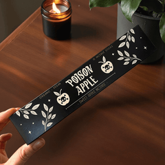 Räucherstäbchen Set – 6 magische Düfte von Weißem Salbei bis Schwarzer Rose