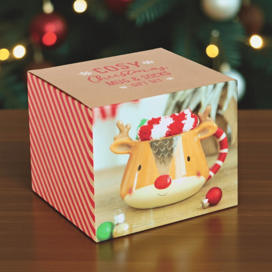 Rentier Tassen + Socken Set – Winterliches Geschenk für Cozy Stunden