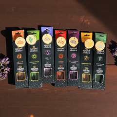 Sacred Chakra Räucherstäbchen mit Holzhalter – 40 Sticks für Balance & Achtsamkeit