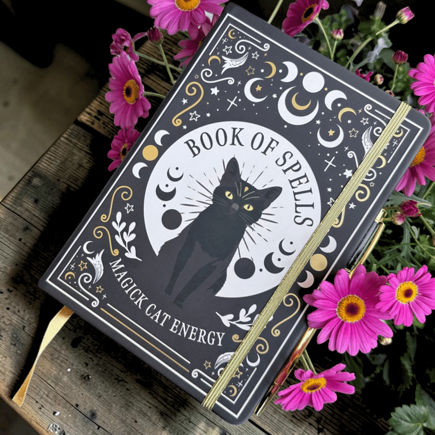 Schwarze Katze Notizbuch A5 mit Stift – Witchy Zauberbuch Design