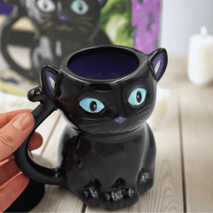 Schwarze Katzentasse – Cute & Creepy