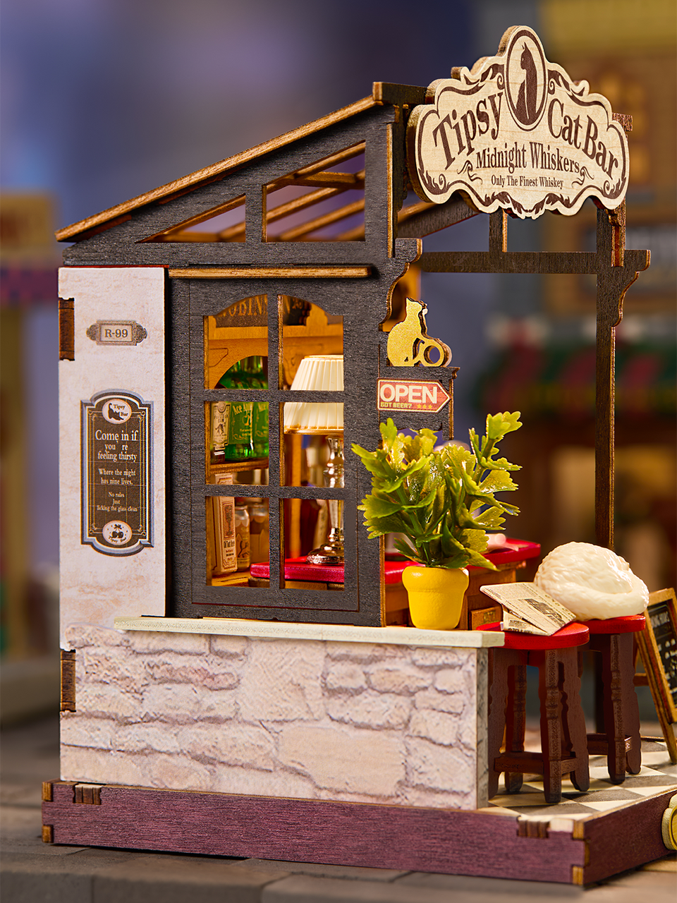 Tipsy Cat Bar Miniatur Bausatz mit schlafender Katze