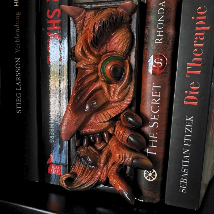 Spooky Bücherstütze Monster-Edition – Hexe, Werwolf & Dämon