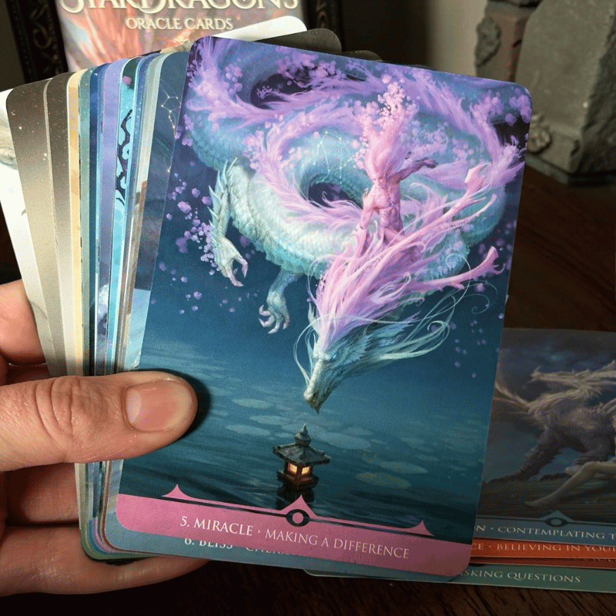 Star Dragons Orakelkarten – Drachen Orakel Deck mit Begleitbuch (Englisch)