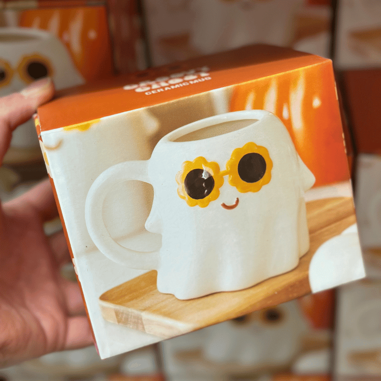 Süße Geister-Tasse mit Sonnenbrille – Must-have für spooky Vibes