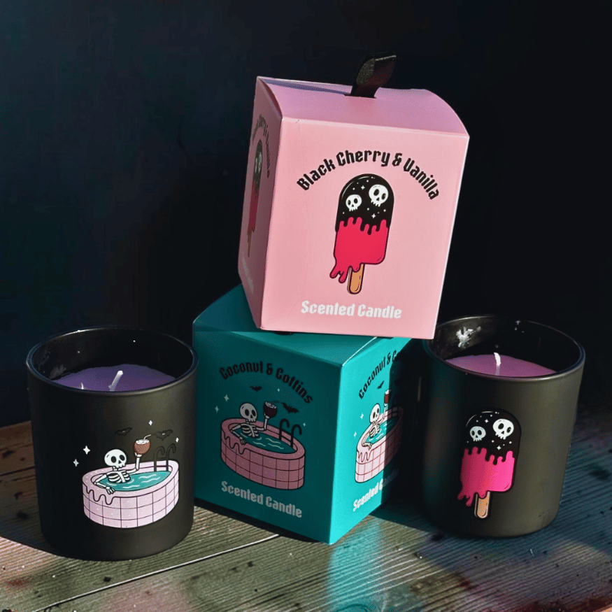 Summerween Duftkerzen Bundle – Kokos und Schwarzkirsche-Vanille im Glas (2er Set)