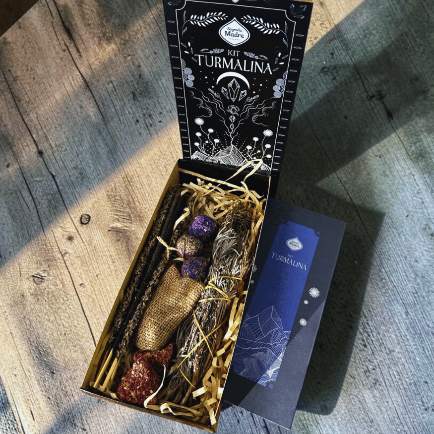 Turmalin Geschenkbox mit Räucherwerk & Kristall