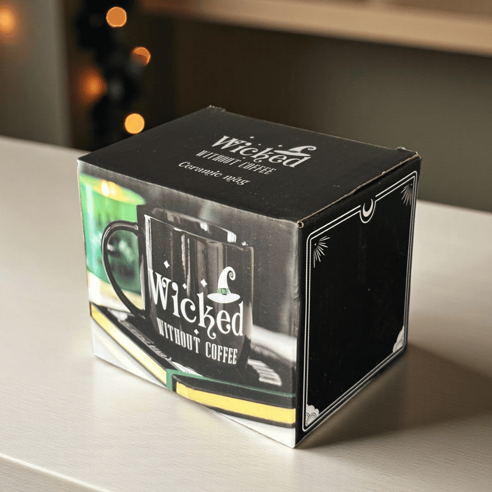 Verhext ohne Kaffee 340ml Tasse mit witchy Spruch