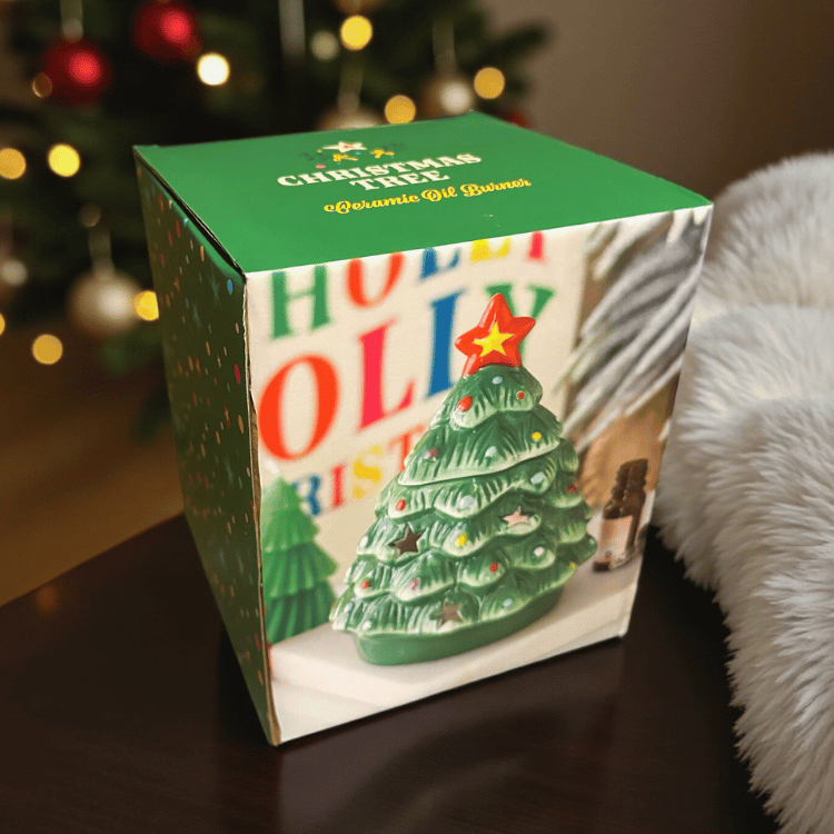 Nostalgischer Weihnachtsbaum Ölbrenner – Keramik Duftlampe für Winter-Stimmung