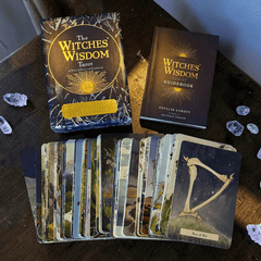 Witches’ Wisdom Tarot – Witchy Tarotkarten mit Guidebook (Englisch)