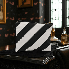 Witchy Kosmetiktasche Schwarz-Weiß Streifen (2 Varianten)