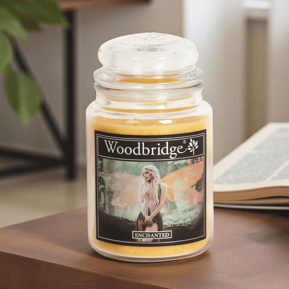 Duftkerze Enchanted 565 g – Himbeere, Jasmin & Moschus (2 Dochte) – ZauberMerch
