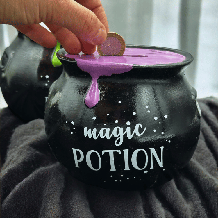 Zaubertrank-Spardose – Magische Deko fürs Bücherregal